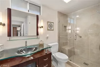 Photo #4: OC25020889 Listing