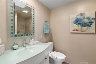 Photo #6: OC25020889 Listing