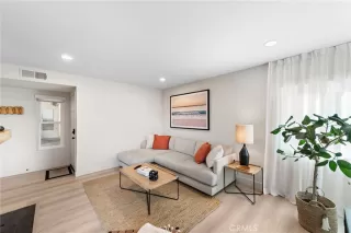 Photo #2: OC25021316 Listing