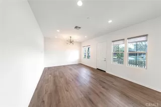 Photo #5: OC25021425 Listing