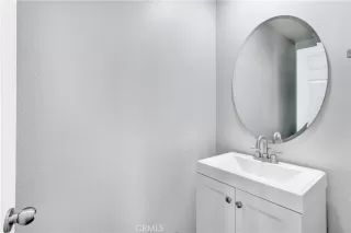 Photo #5: OC25021612 Listing