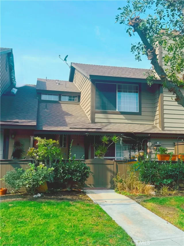 MLS: OC25021640 Condo For Sale