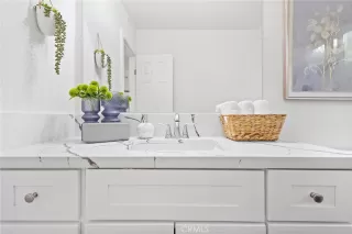 Photo #6: OC25021878 Listing 