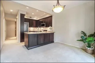 Photo #5: OC25021970 Listing 