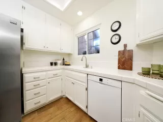 Photo #5: OC25022674 Listing