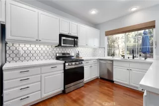 Photo #6: OC25023362 Listing 