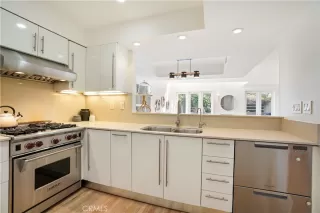 Photo #5: OC25023366 Listing 