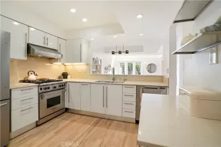 Photo #6: OC25023366 Listing 