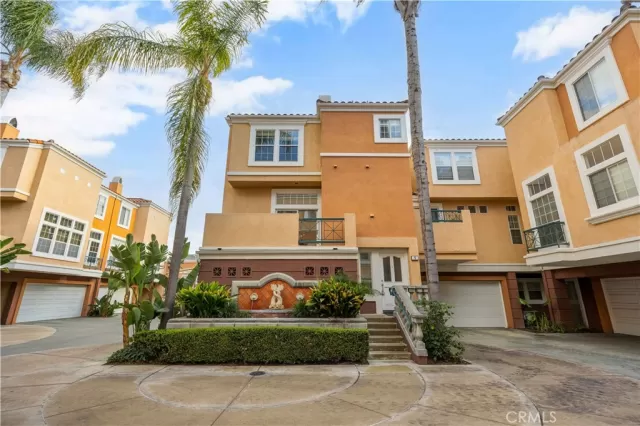 MLS: OC25023564 Condo For Sale