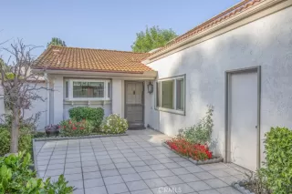 Photo #2: OC25023593 Listing