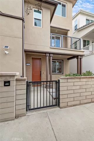 Photo #4: OC25025013 Listing