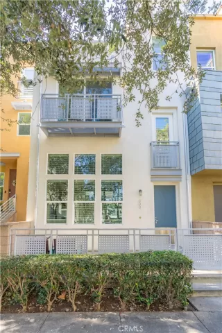 Photo #4: OC25025095 Listing