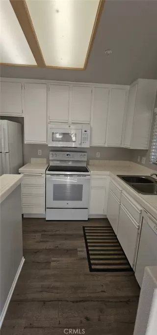 Photo #6: OC25025614 Listing 