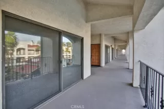 Photo #2: OC25027152 Listing 