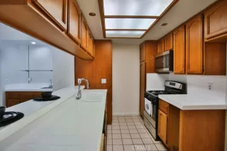 Photo #6: OC25027152 Listing 