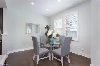 Photo #4: OC25028342 Listing