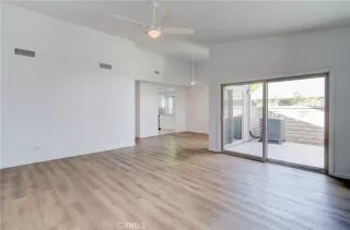 Photo #3: OC25028446 Listing 