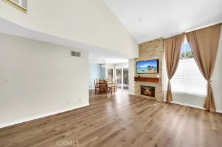 Photo #4: OC25028918 Listing