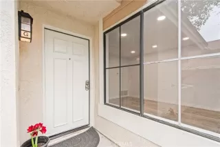 Photo #3: OC25029682 Listing