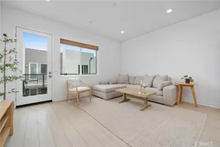 Photo #5: OC25029918 Listing 