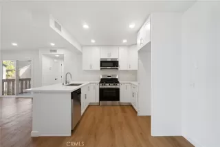 Photo #3: OC25030167 Listing