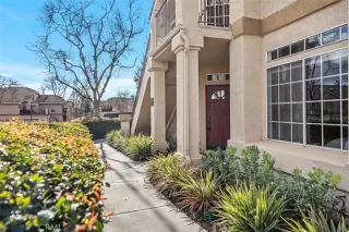 Photo #3: OC25030195 Listing 