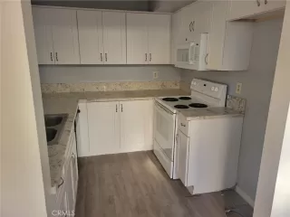 Photo #4: OC25030200 Listing 