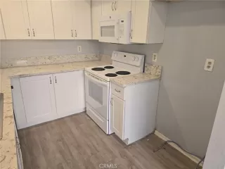 Photo #5: OC25030200 Listing 