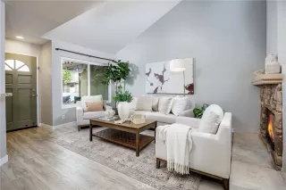 Photo #3: OC25031510 Listing 