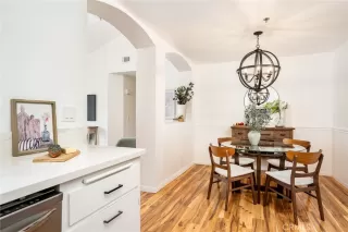 Photo #6: OC25031907 Listing 