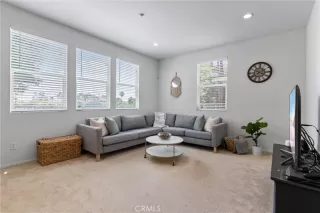 Photo #5: OC25033020 Listing 