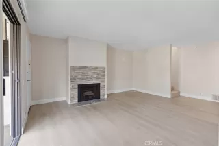 Photo #5: OC25033092 Listing