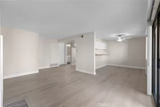 Photo #6: OC25033092 Listing