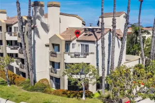 More Details about MLS # OC25033395 : 310 LAKE STREET 216