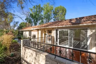 Photo #1: OC25033703 Listing