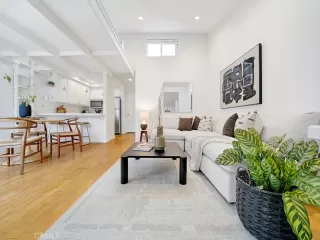 Photo #4: OC25033739 Listing