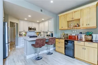 Photo #5: OC25033883 Listing 