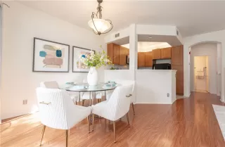 Photo #6: OC25033936 Listing 