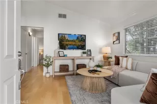 Photo #4: OC25034704 Listing