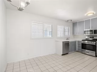 Photo #6: OC25034734 Listing 