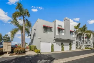 Photo #1: OC25034748 Listing