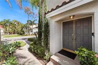 Photo #3: OC25034871 Listing 