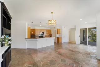 Photo #5: OC25036157 Listing 