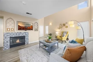 Photo #5: OC25036416 Listing 