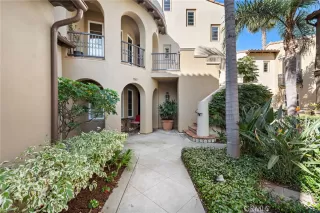 Photo #2: OC25036700 Listing 