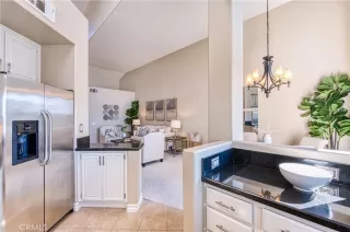 Photo #6: OC25036827 Listing 