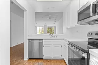 Photo #3: OC25036981 Listing 