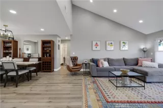 Photo #5: OC25037049 Listing 