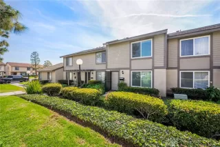 Photo #4: OC25037245 Listing 