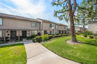 Photo #6: OC25037245 Listing 